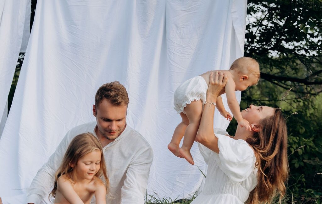 Family photoshoot outdoors in natural setting in Charlotte North Carolina