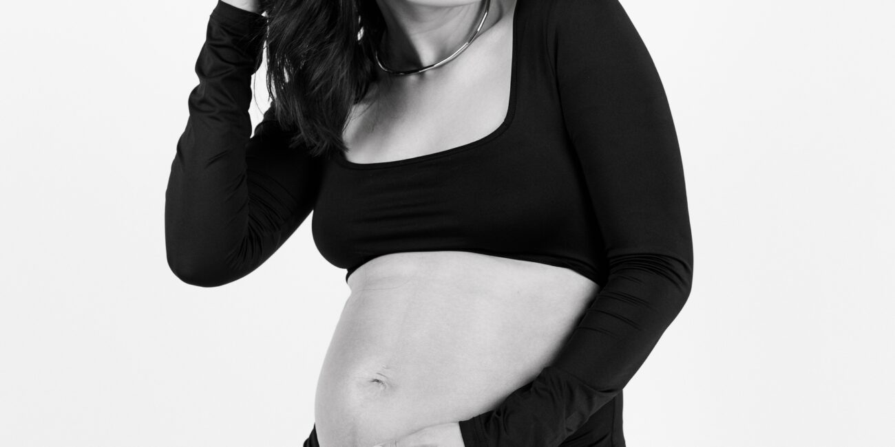 Maternity photoshoot studio Charlotte